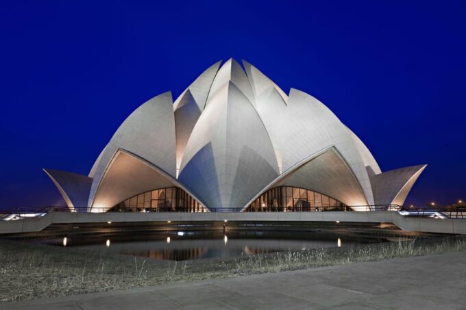 4-Day Private Golden Triangle Tour With Accommodation!! - Languages Offered