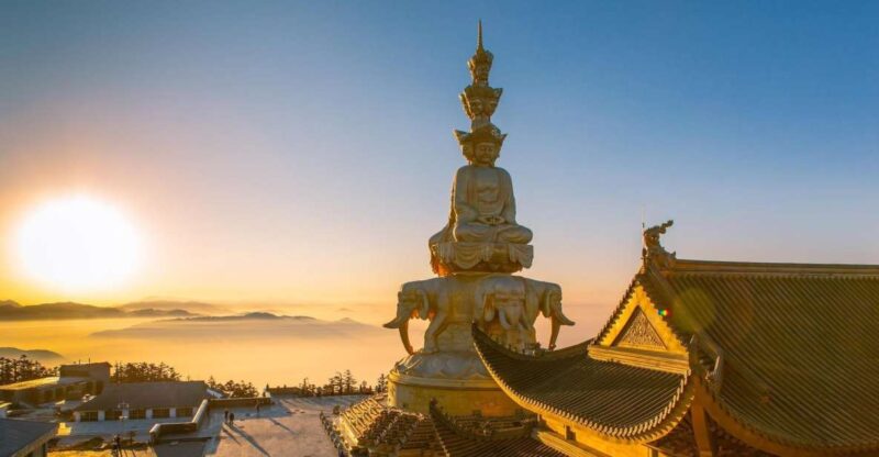 4-day Tour of Chengdu, Leshan Giant Buddha, Mount Emei - Day 2: Leshan Giant Buddha and Mount Emei