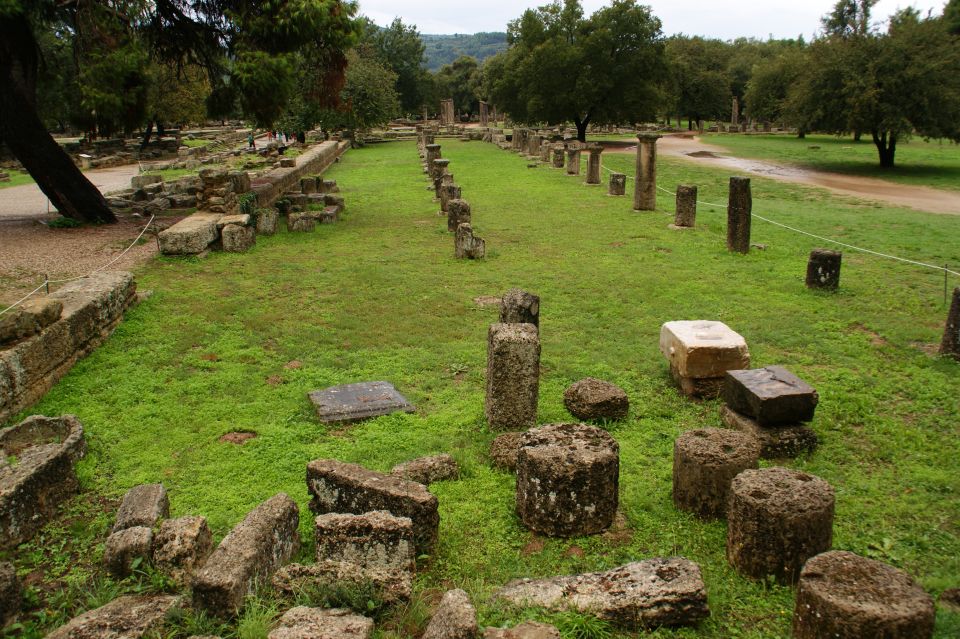 4-Day Tour of Mycenae, Epidaurus, Olympia, Delphi & Meteora - Key Points