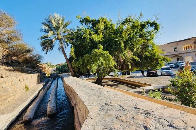 4 Days 3 Nights Package Oman Private Tour - Price and Group Size