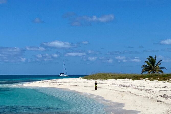 4 Days, 3 Nights Sailing Catamaran Experience in the Exumas, Bahamas - Authenticity and Guest Feedback