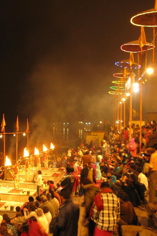 4 Days Varanasi Gaya Bodhgaya Allahabad Tour - Arrival in Varanasi