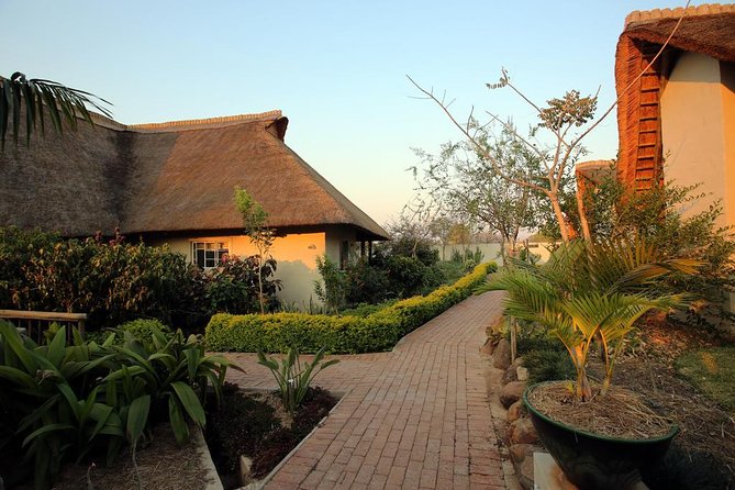 4 Days Victoria Falls Zimbabwe With Chobe National Park Safari Botswana and Livingstone Zambia - Exploring Victoria Falls and Chobe