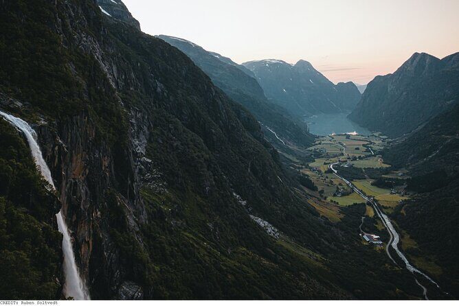 4 Hour Briksdal Glacier Tour in Briksdalsbreen Oldedalen - Practical Considerations and Value