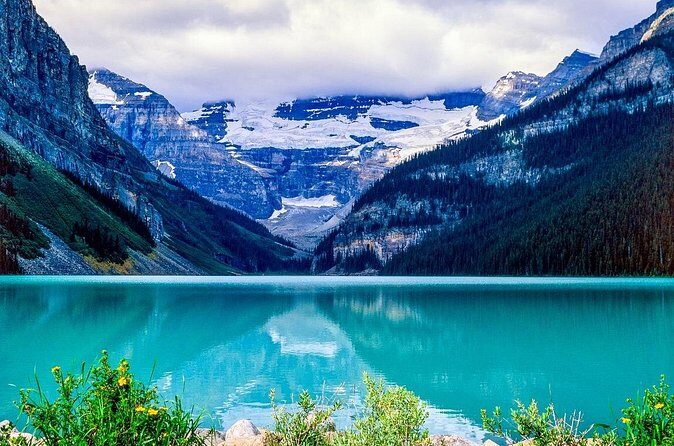 4-Hour Lake Louise Tour from Banff and Canmore - The Sum Up