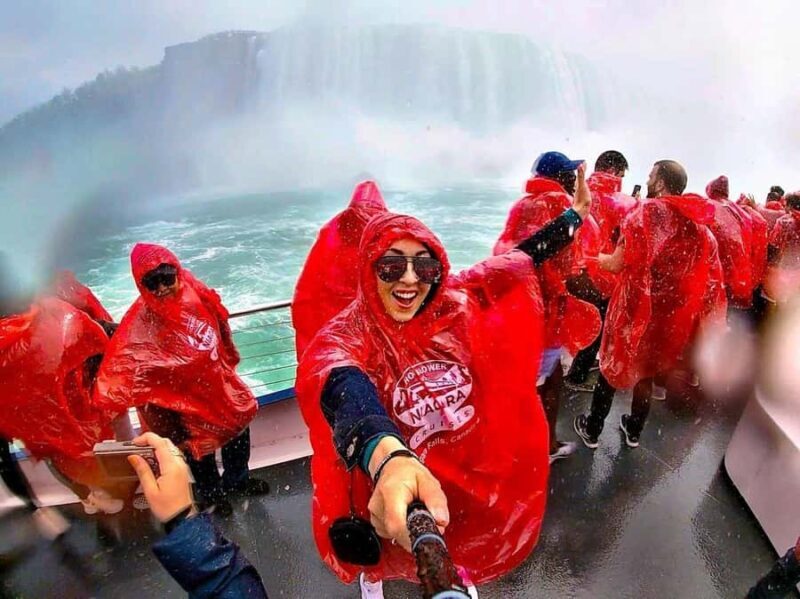 4-Hour Niagara Falls Boat Tour, Maple & Chocolate Tastings - The Boat Experience: Getting Close to the Falls