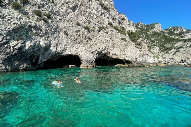 4 Hour Private Boat Tour of Capri - The Experience in Practice: What Travelers Say