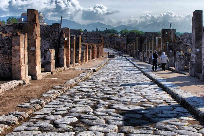 4 Hour Private Walking Tour in Pompeii with Villa Dei Misteri - Why This Tour Stands Out