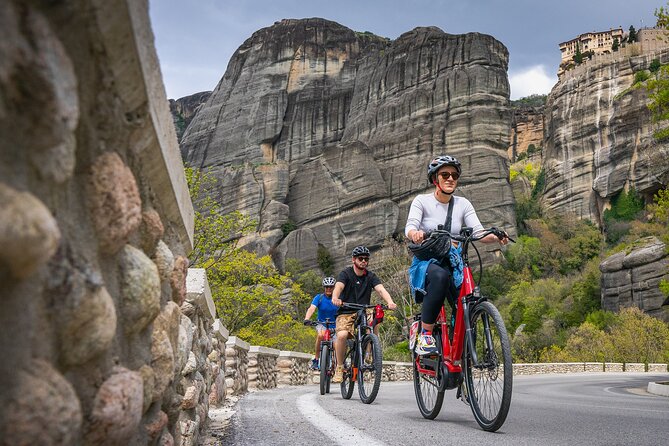 4-Hour Tour Morning Highlights of Meteora on E-Bike - Exploring Kastraki Village