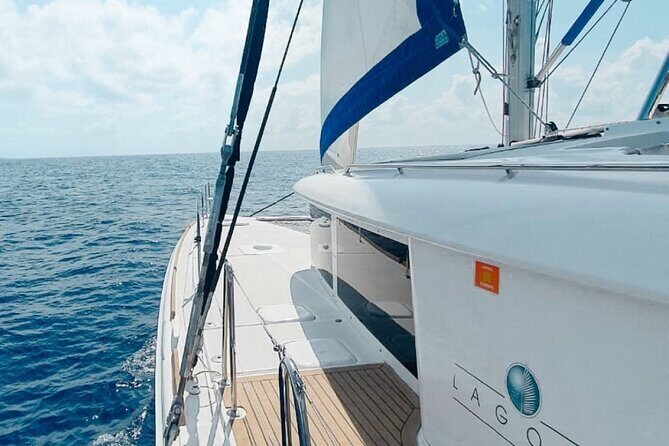 4 Hours Exclusive 45' Lagoon Catamaran Experience - FAQ