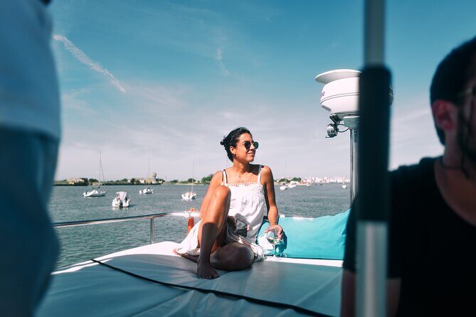 4 Hours Private Tour with Dives in Catamaran in Lisbon - Practical Details and Booking