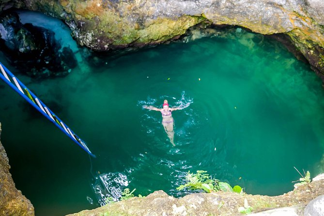 4. Negril Full-Day Guided / Sunset Tours 7miles Beach Blue Hole & Ricks Café - Customization Options