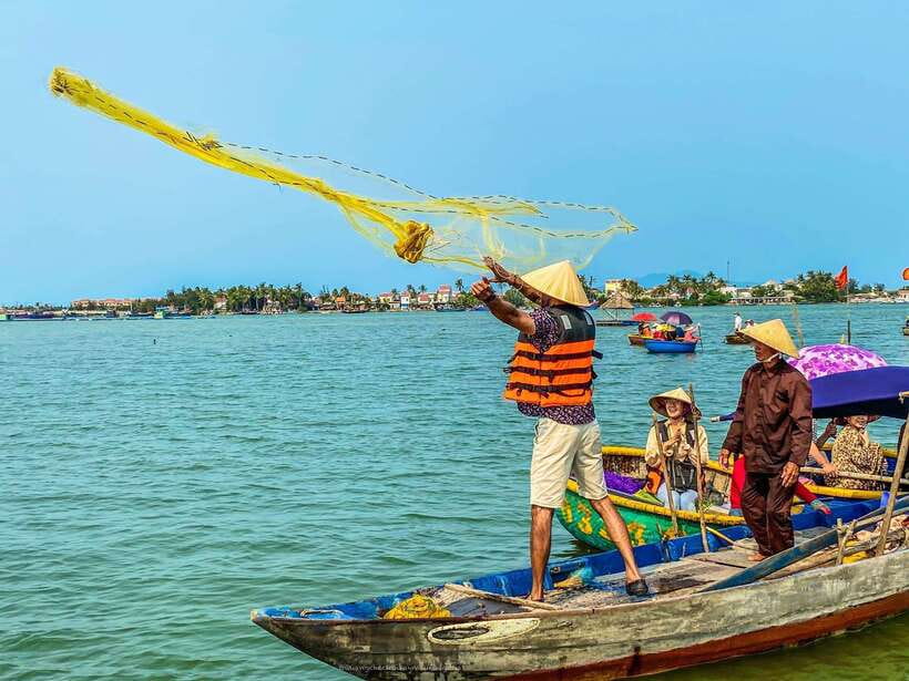 40 Minutes - Basket Boat Ride in the Water Coconut Forest - Preparation and Recommendations