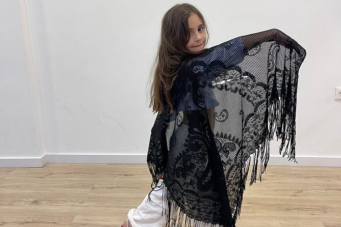 45 Minutes Flamenco Dance Class for Family in Malaga - Positive Reviews