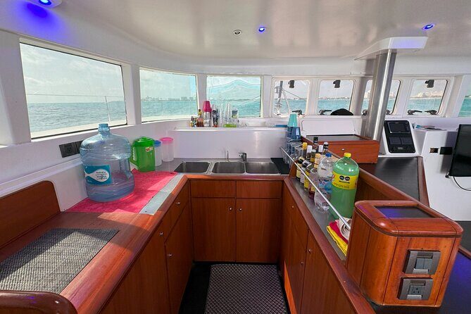 4hrs/60ft Luxury Catamaran Private Charter Cancun to Isla Mujeres - FAQ