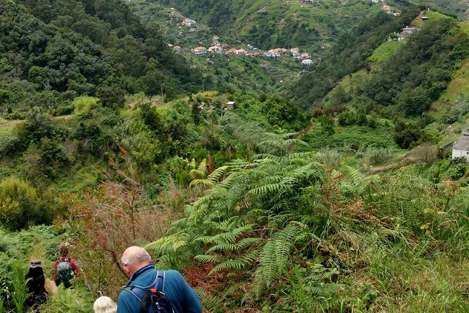4x4 Safari Private Jeep, Full Day, Customizable Santana or Porto Moniz or Other - Calheta Beach and Sao Vicente Caves