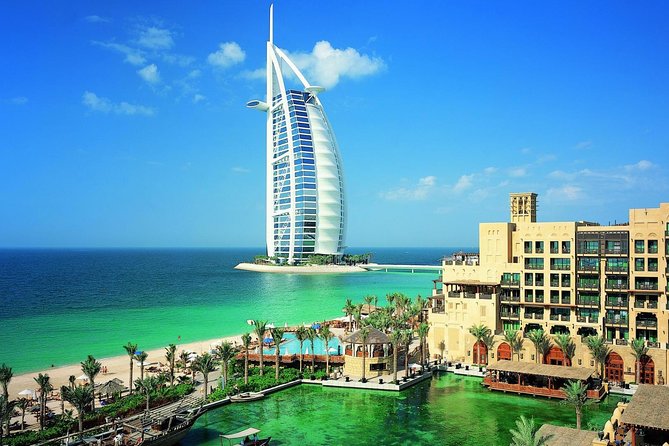 5 Days / 4 Nights in 4 Star Hotel in Dubai Incl. Top Attractions Admission - Meals Included