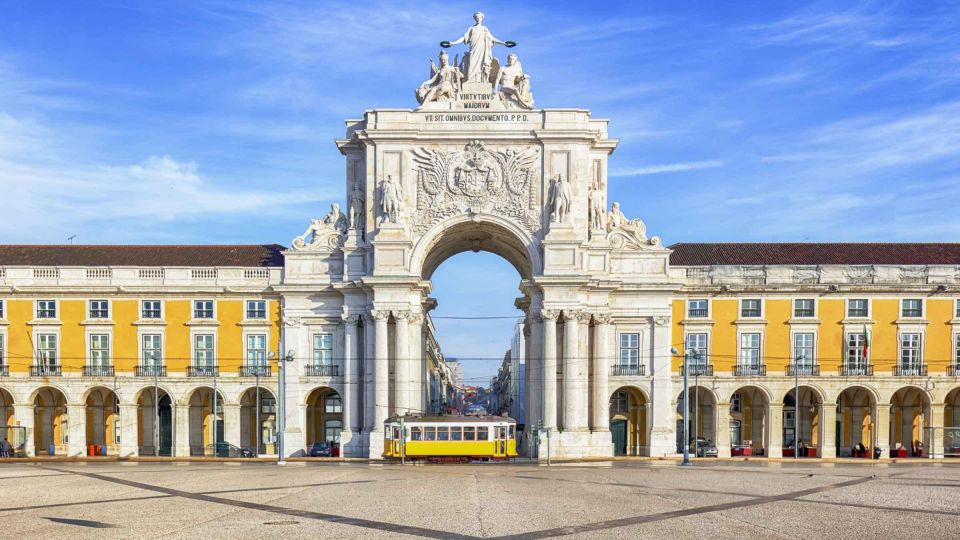 5 Days 5 Tours, Lisbon; Sintra, Fatima, Sesimbra and Evora - Pickup and Drop-off