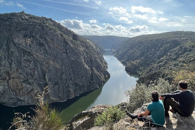 5 Days Motorcycle Fun Tour in the North of Portugal - Meeting and End Point