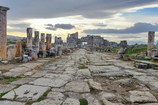 5 Days : Seven Churches of Asia Minor Tour Smyrna, Pergamon, Thyatira, Sardis... - Discover the Seven Wonders