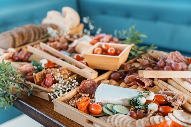 5 Hour Adults Ibiza Boat Trip + lunch, 6 drinks, SUP Boards & DJ - Who Will Love This Trip?