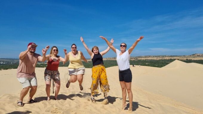 5-Hour Sunrise or Sunset Jeep Tour From Mui Ne Beach Town - Discovering the Mui Ne Fishing Village and Fairy Stream