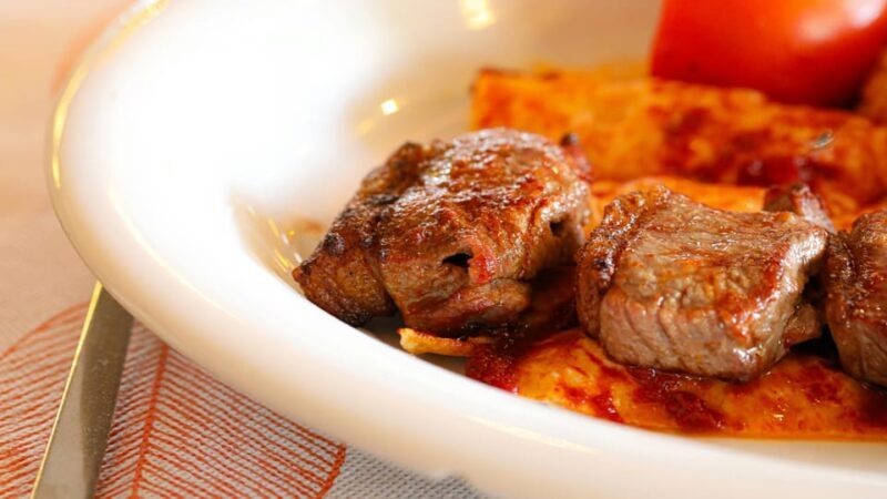 5 Premium Wine Tasting and Dinner, including Sommelier - The Experience in Detail