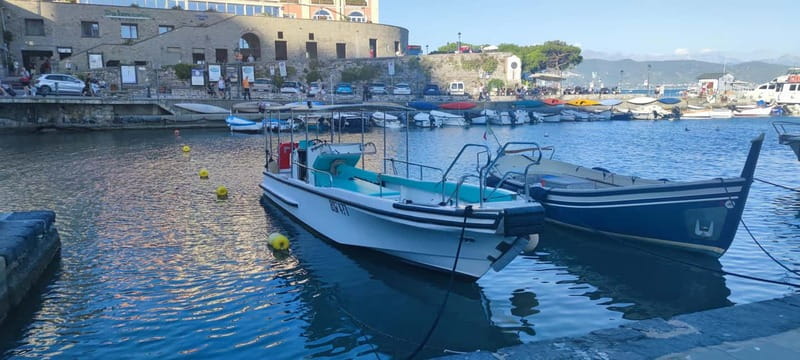 5 TERRE PRIVATE BOAT TOUR WITH SKIPPER - Why Choose This Tour? An In-Depth Look