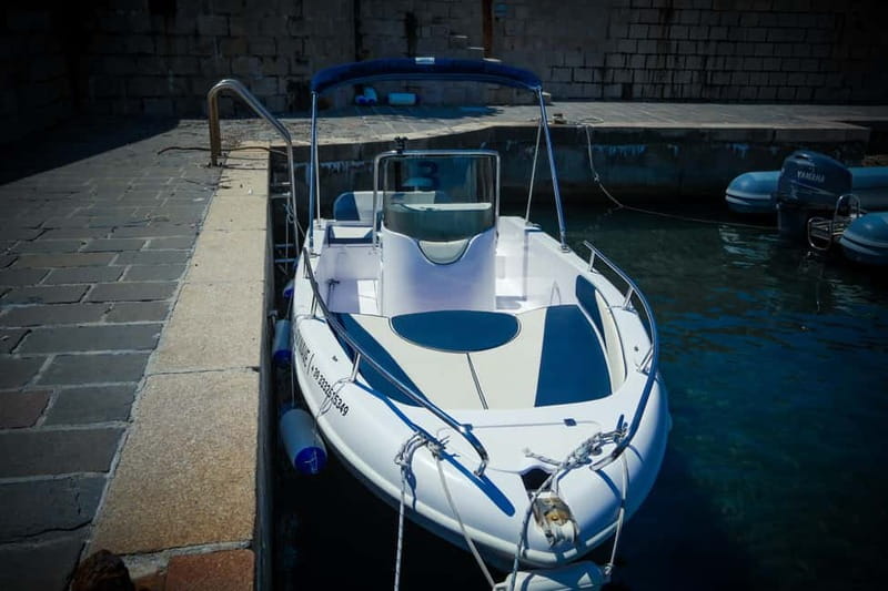 530 Dinghy Rental - Experience Overview: What to Expect from the 530 Dinghy Rental