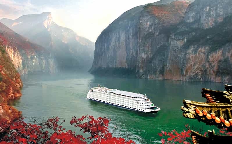 5D4N Yangtze River: Yichang to Chongqing by Victoria Sabrina - About Victoria Cruises