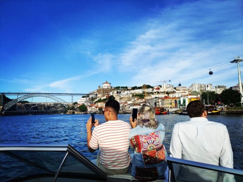 6 Bridges, Not Shared Boat Tour 1h30m, group price up to 6px - The Guides and Overall Service