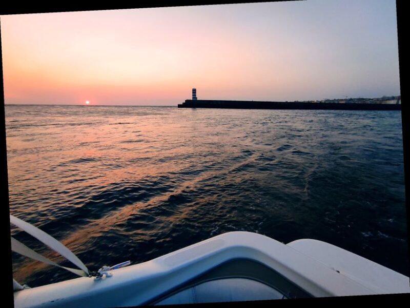 6 Bridges, Not Shared Boat Tour 1h30m, group price up to 6px - Accessibility and Restrictions