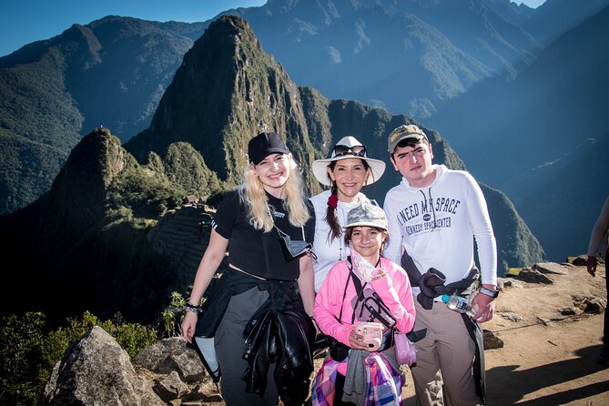 6-Day Cusco and Machu Picchu Private Tour With Accommodation - Guided Tour of Machu Picchu