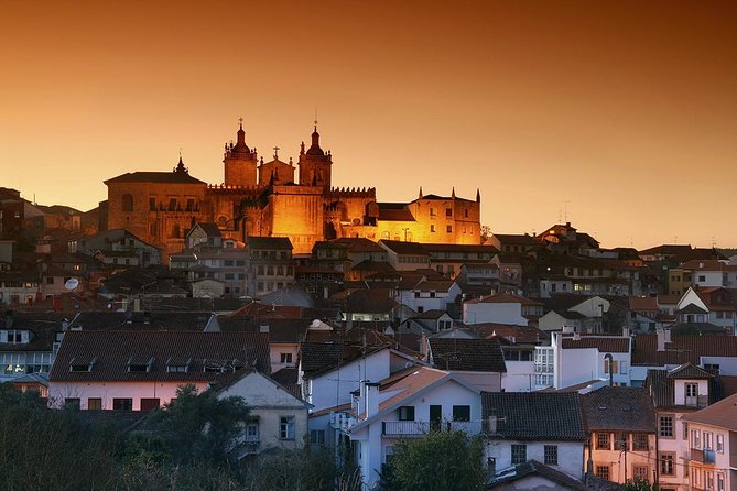 6-Day North Portugal Tour: Porto, Braga, Fátima, Coimbra, Guimaraes, Aveiro and Batalha, From Lisbon - Tour Duration and Destinations