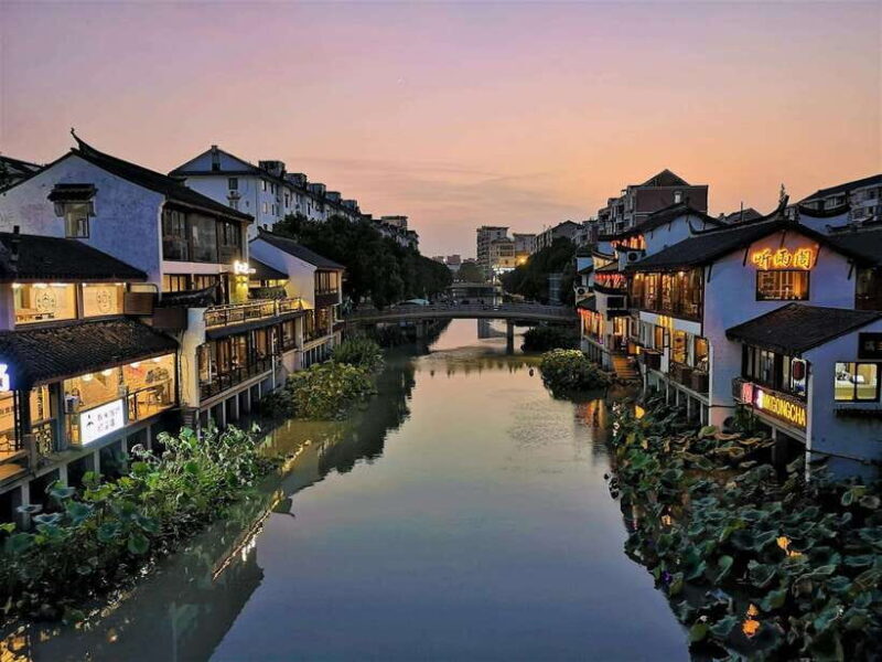 6-Day Shanghai, Suzhou & Hangzhou Iconic Sights Tour - Back to Shanghai and Final Highlights