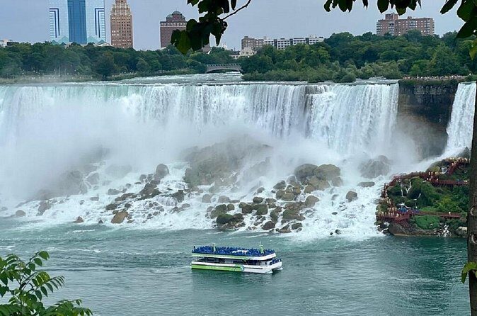 6 Day Toronto Montreal Quebec Niagara Falls Small Group Tour - FAQ