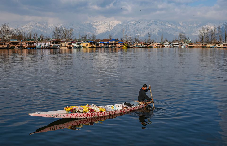 6 Days Kashmir Tour With Gulmarg, Pahalgam and Sonamarg - Accommodation Options