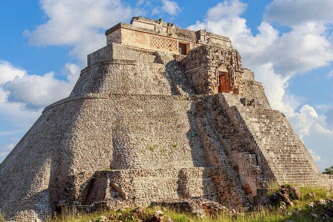 6-hour Guided Tour to Uxmal and Kabah Express - Key Points