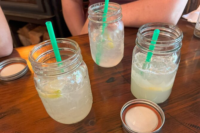 6-Hour Party Bus: Booze, Bites, and Amazing Sights! - Health Considerations and Accessibility
