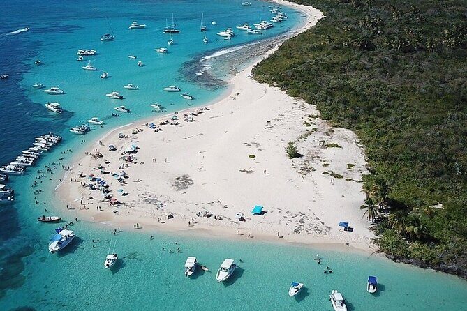 6 Hour Private 60' Luxury Yacht Rental in Fajardo Puerto Rico - Final Thoughts: Who Should Book This Experience?