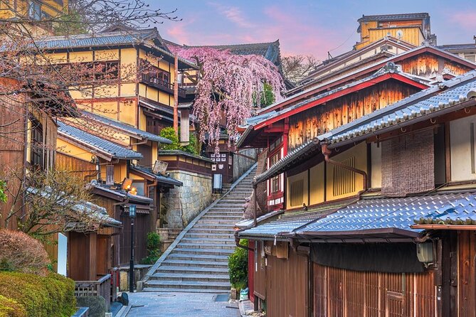 6-Hour Private Walking Cultural Tour in Kyoto - Experiencing the Geisha Culture in Gion