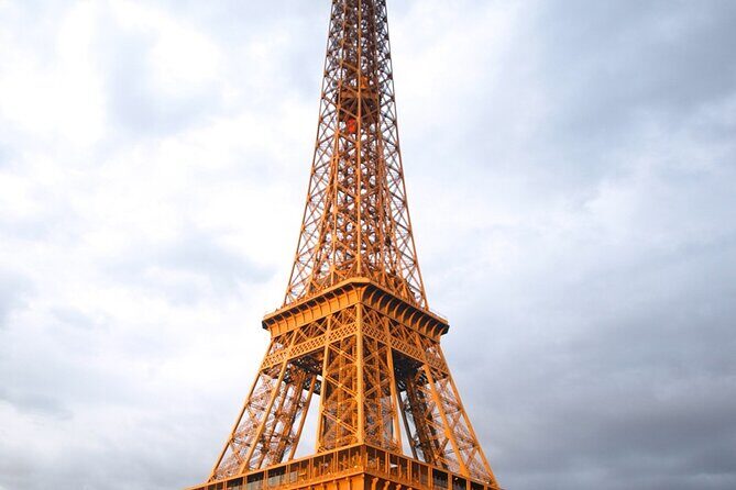 6 hours Paris City Tour with Seine River cruise and Crazy horse - The Value of the Experience