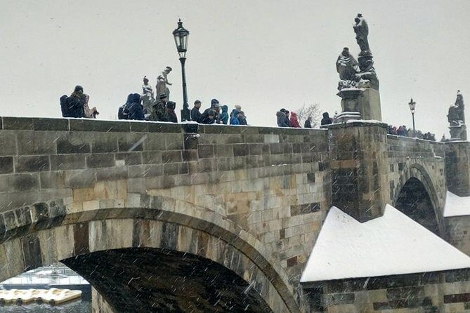 6 hours Prague Christmas Market Private tour by car - Key Points