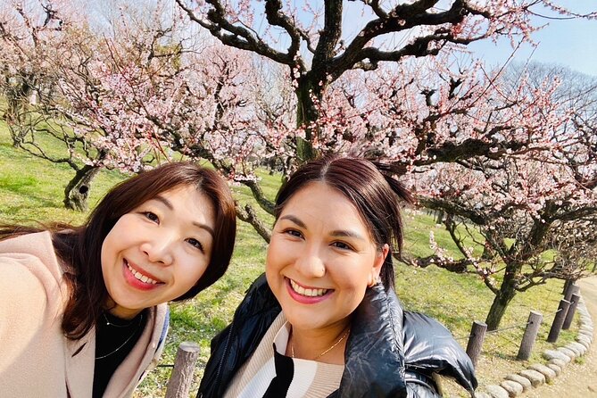 6 Hours Private Foodie Tour From Osaka Castle & Kuromon Market - Reviews