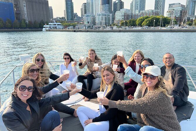 60-Minute Toronto Luxury Yacht Sightseeing Prosecco Cruise! - The Itinerary in Detail