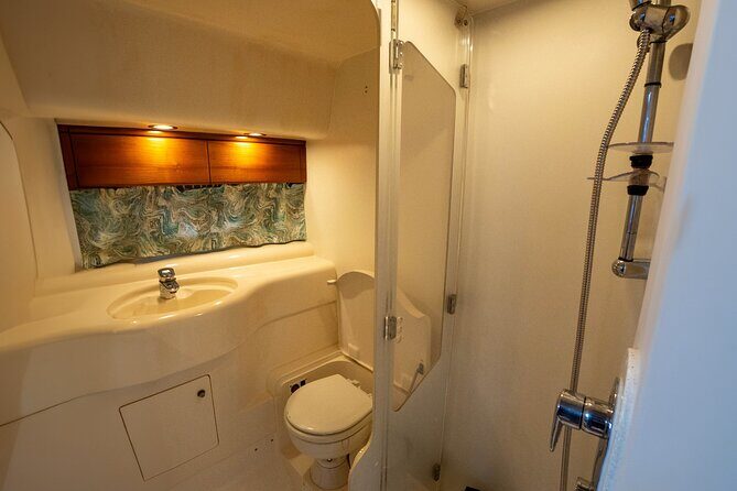 60ft 1 Hour FREE | Miami Yacht Rental | 3 to 6 Hours | 13 People - Who Will Love This Experience?