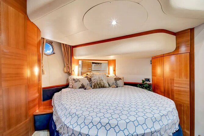 60ft Luxury Pink Charter Pink Yacht Rental In Miami - Who Will Love This Tour?