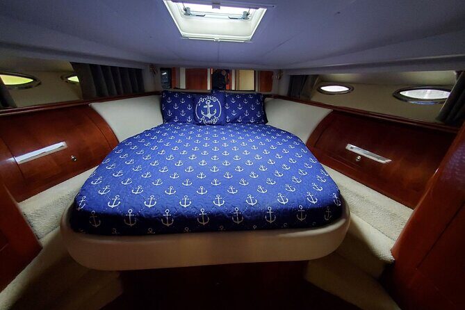 60ft Private Luxury Yacht Charter - Real-Life Insights from Reviewers