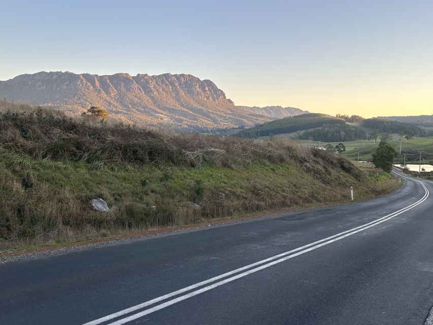 6D5N Tasmania Unveiled: Discovering Icons and Hidden Gems - Key Points