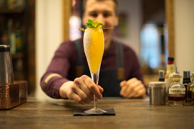 7 Course Tasting Menu With Cocktail Pairing in Gdańsk - Overview of Eliksir Experience